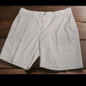 PGA Tour Golf Shorts Mens 36 Gray/White Checker Flat Front Chino Pockets Casual